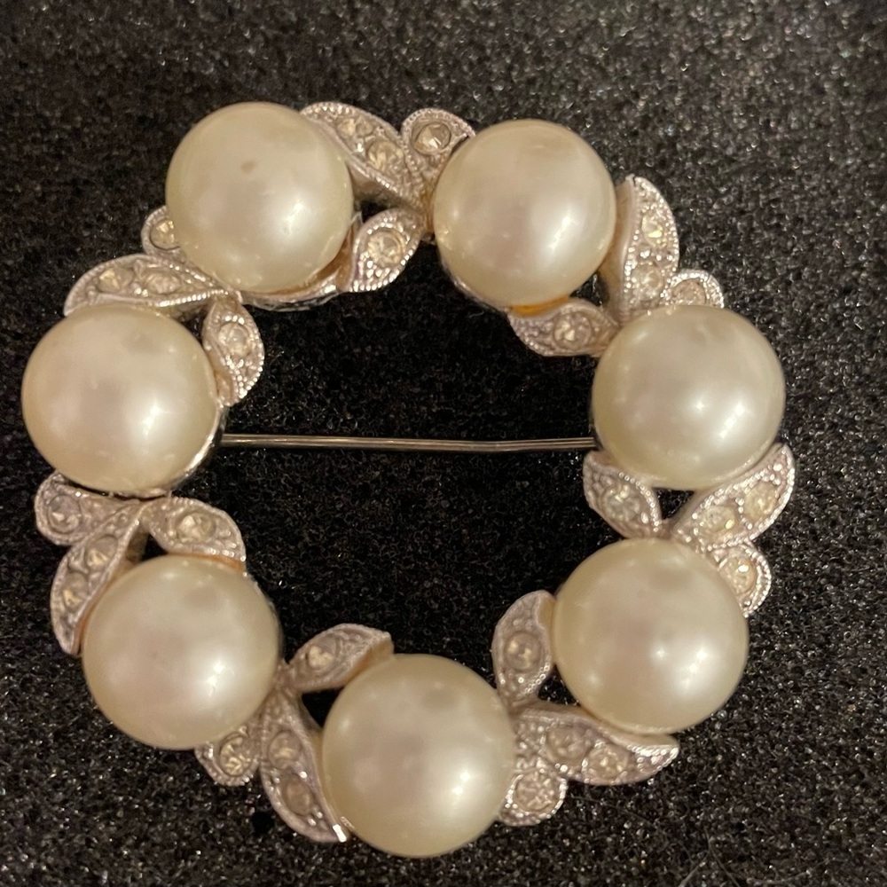 Vintage Silver Tone and White Faux Pearl Brooch